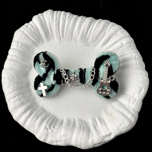 BONE CHIC HAIR CLIP IN AQUA JADE