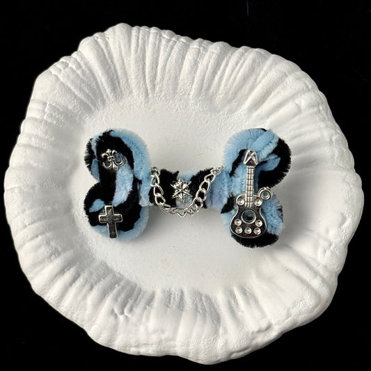 BONE CHIC HAIR CLIP IN BABY BLUE